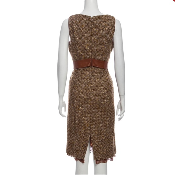 Dolce & Gabbana brown dress with belt accent - Picture 2 of 9